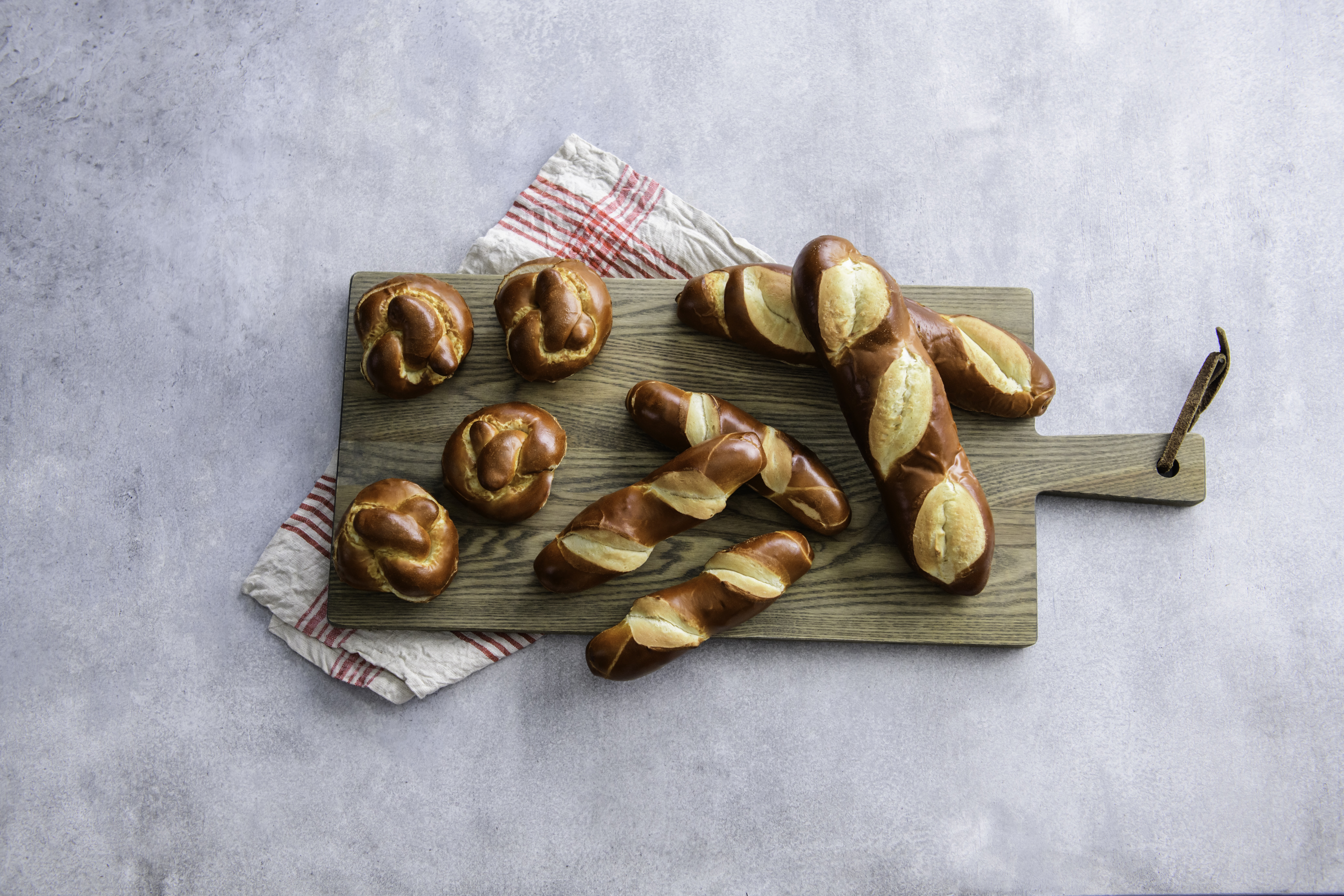 La Brea Bakery Pretzel Buns & Baguettes