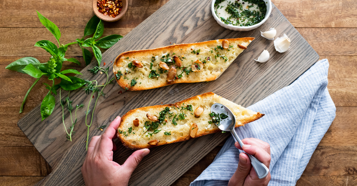 Garlic Bread with Chimichurri