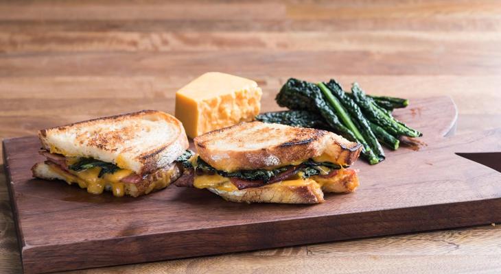 Smoky Mountain: Ham and Cheese Grilled Cheese