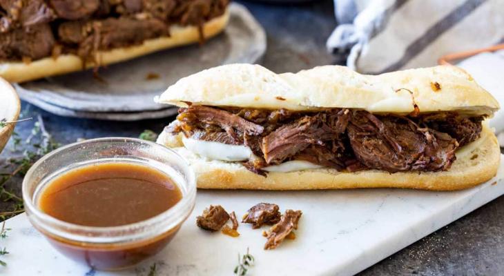 Easy Slow Cooker French Dip Sandwiches