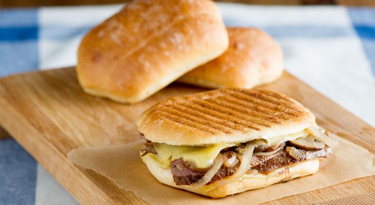 Grilled Steak and Onion Sandwich with Horseradish Cream