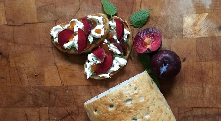 Seeded Rye Toast with Plums