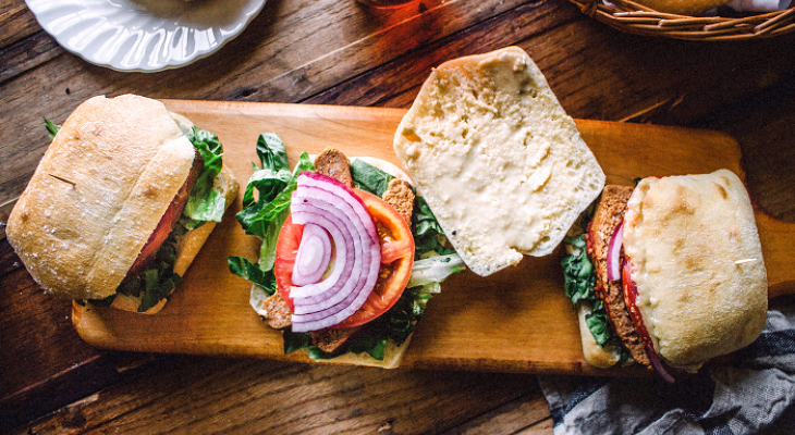 Middle Eastern Recipe: Meatloaf Sandwich 