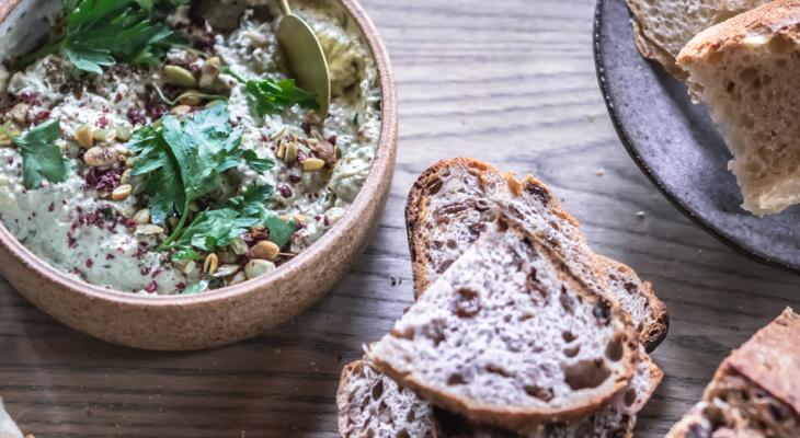 Smokey aubergine spread