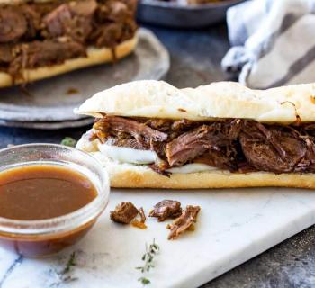 Easy Slow Cooker French Dip Sandwiches