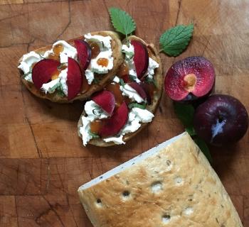 Seeded Rye Toast with Plums