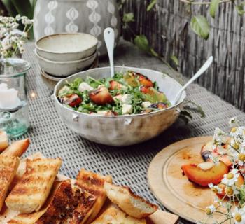 Grilled Peach Salad